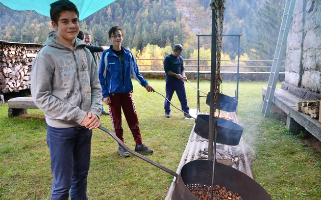 castagne pentola bambini