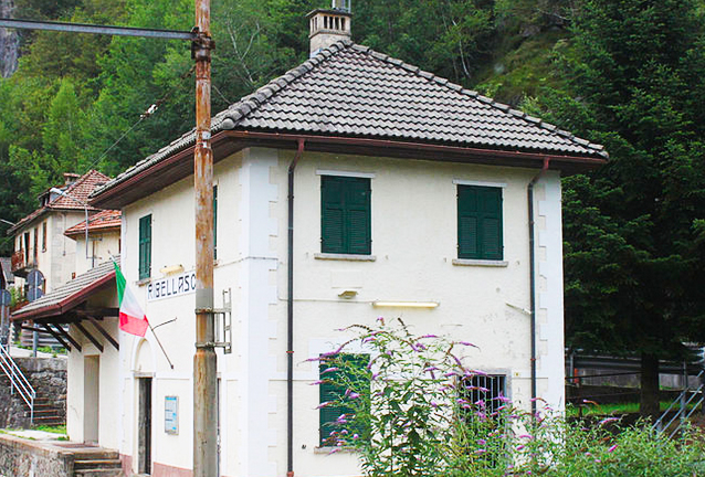 dogana confine ribellasca stazione