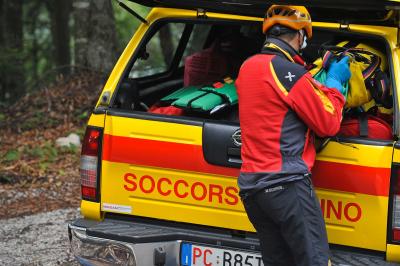 soccorso alpino auto ago 15