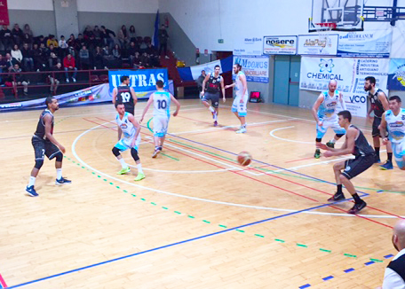 poli opposti basket azione