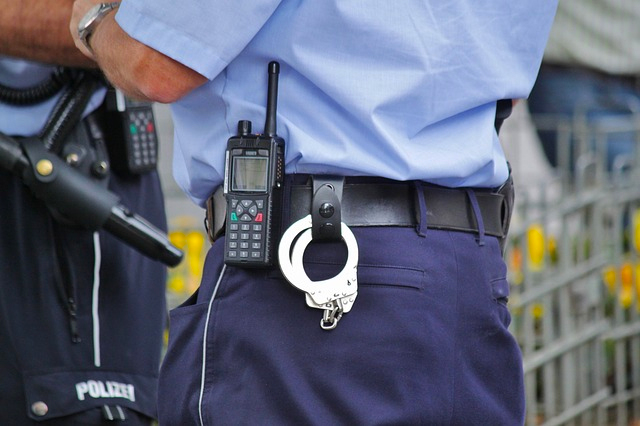 polizia manette