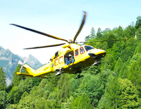 soccorso elicottero bognanco atterraggio