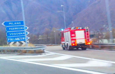 vigili fuoco uscita superstrada