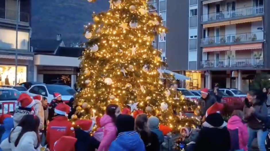 Villadossola: acceso il Natale