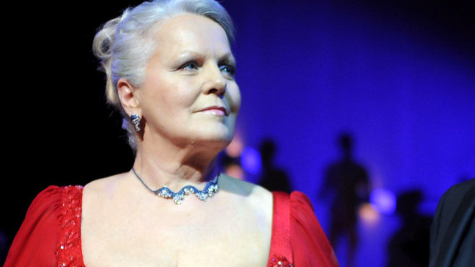 Katia Ricciarelli giudice a Verbania del talent show per cantanti lirici 