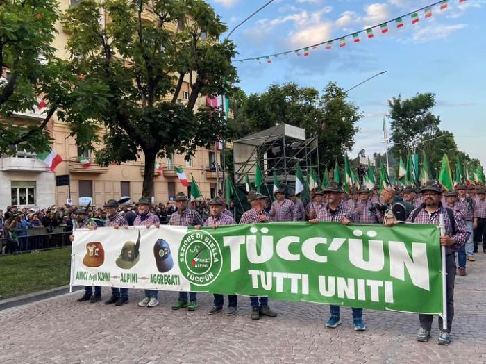 All'Adunata con il treno: oltre 30mila passeggeri
