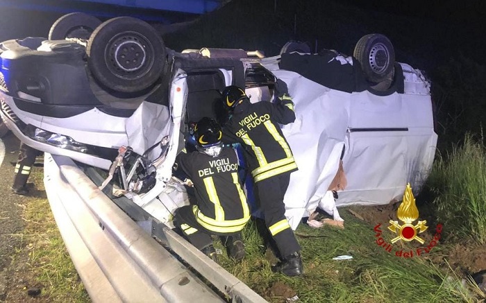 Terribile incidente tra A4 e A26: tre i feriti