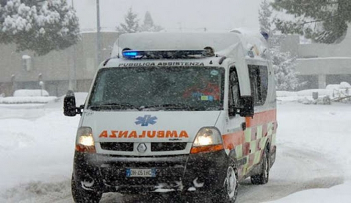 La neve provoca un morto: 53enne ucciso dal crollo d’un ramo