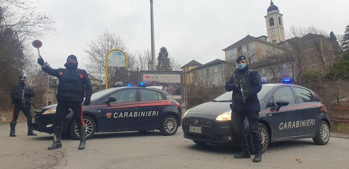 Atti osceni e molestie al Sacro Monte, 30enne denunciato 