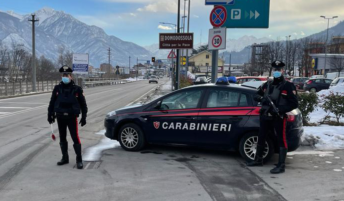 Controllo del territorio durante le festività: 4 denunciati, 3 patenti ritirate, 3 auto sottoposte a sequestro dai Carabinieri