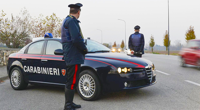 Infastidisce l'impiegata delle Poste: lei portata in ospedale, lui coi carabinieri
