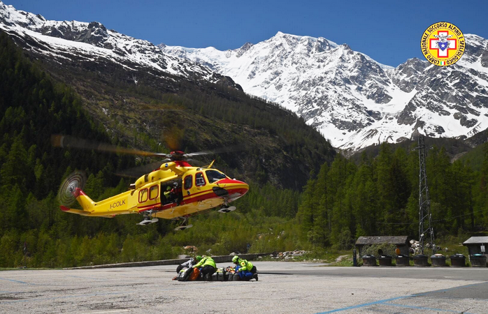 Recuperato il corpo dell'alpinista morto sul Rosa, era parzialmente sepolto dalla neve a quota 2800 mt.