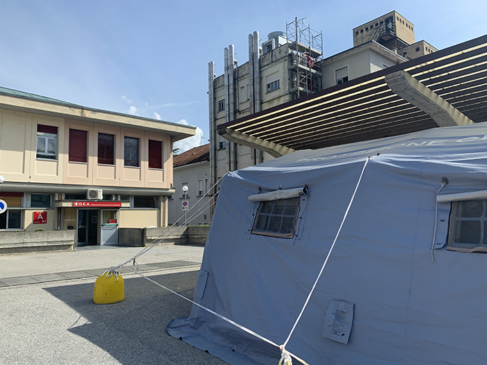 Negativi i due studenti sottoposti a tampone lunedì, attivo l'hotspot scolastico al San Biagio