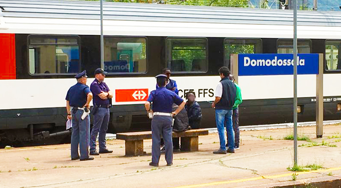 Controlli straordinari della Polfer: a Domodossola identificate 93 persone