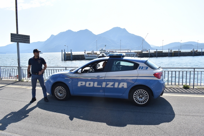 Ragazzino con l’hashish fuori da scuola: individuato e multato