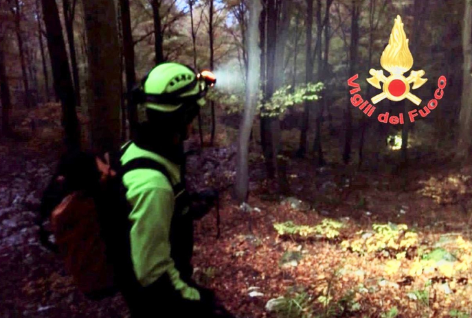 Vigili del fuoco in azione per recuperare un escursionista