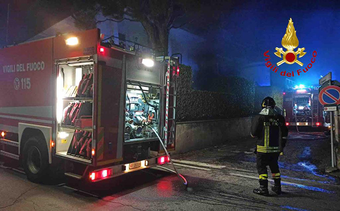 Incendio in un'abitazione a Dormelletto