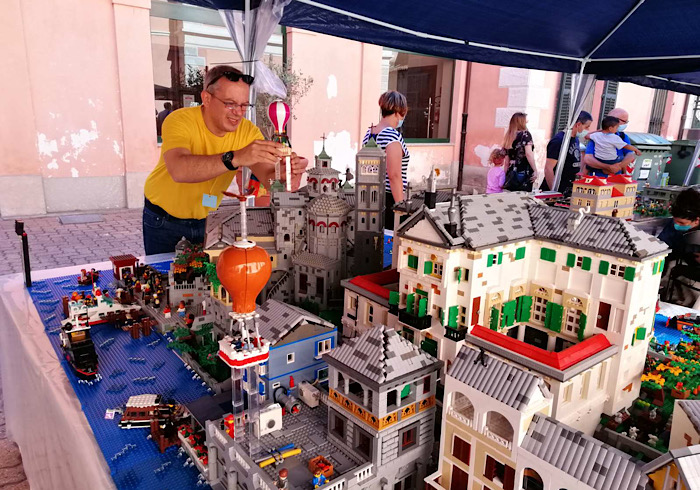 Varallo brick: esposta anche l'isola di San Giulio costruita in mattoncini 