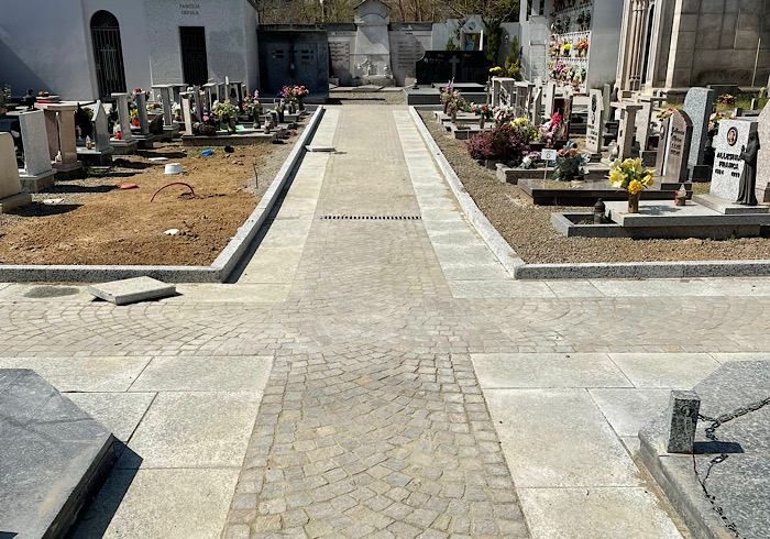 Gozzano: concluso l'intervento al cimitero di Auzate