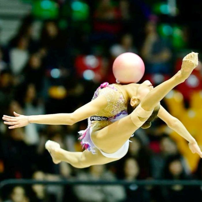 Ritmica: Bricchi bronzo tricolore