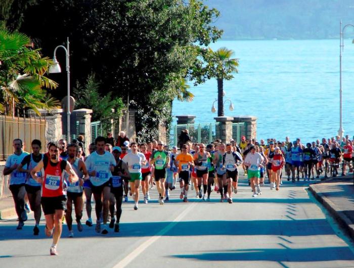 Maratona del lago tra Arona e Verbania