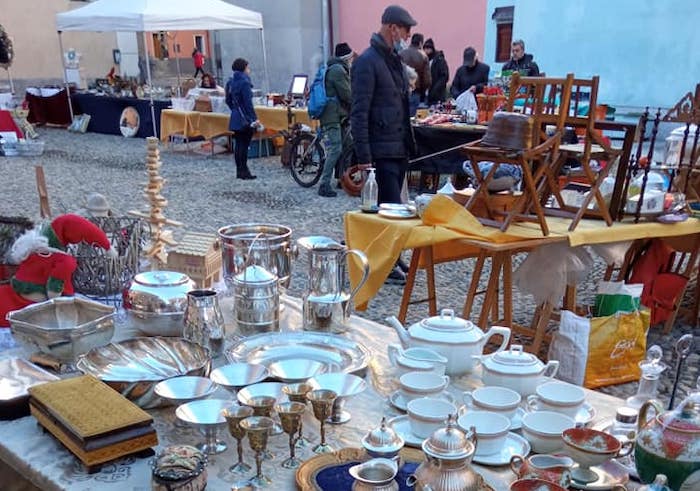 Domo: torna il mercatino dell'antiquariato in piazza Chiossi