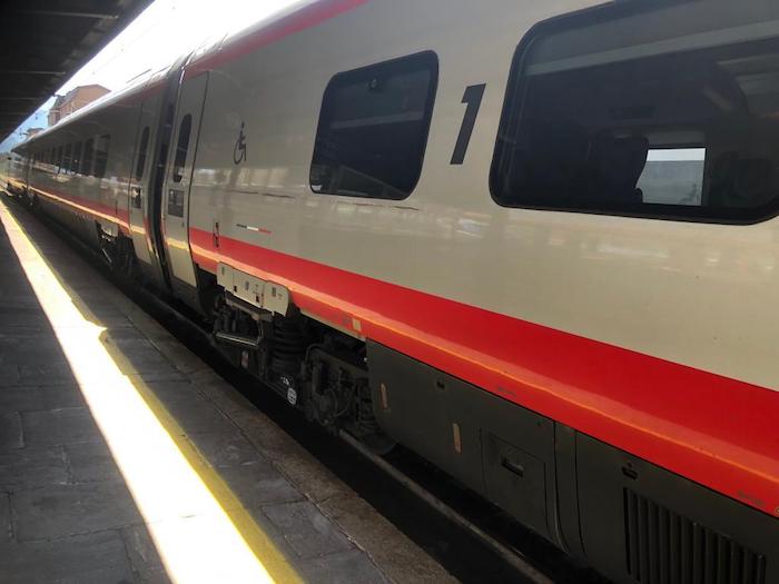 La polizia di frontiera riprende i controlli a bordo treno 