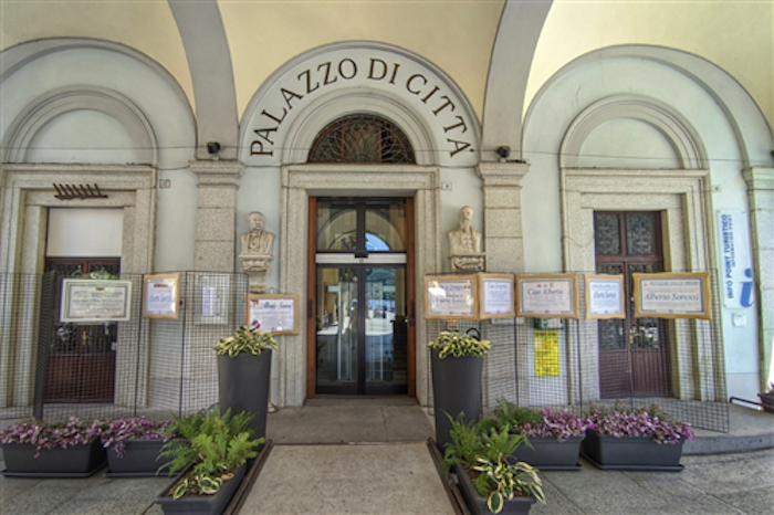Soressi: il giorno dell'addio, a Omegna è lutto cittadino