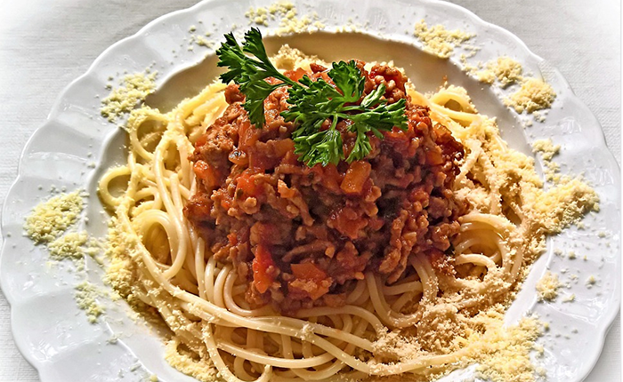 Gli spaghetti alla bolognese producono Co2 ed influenzano il cambianto climatico...Nuovo editoriale di Walter Finkbohner