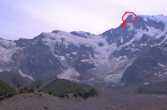 Crollo di ghiaccio a 4000 metri, da Punta Gnifetti sul Monte Rosa, prima volta a luglio. Video