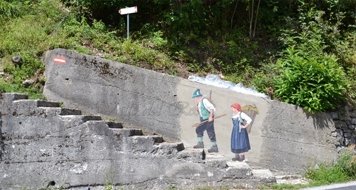 Anzasca: nuovo murales alla partenza della mulattiera per l'alpe Cortenero. Il 3 agosto inaugurazione del sentiero