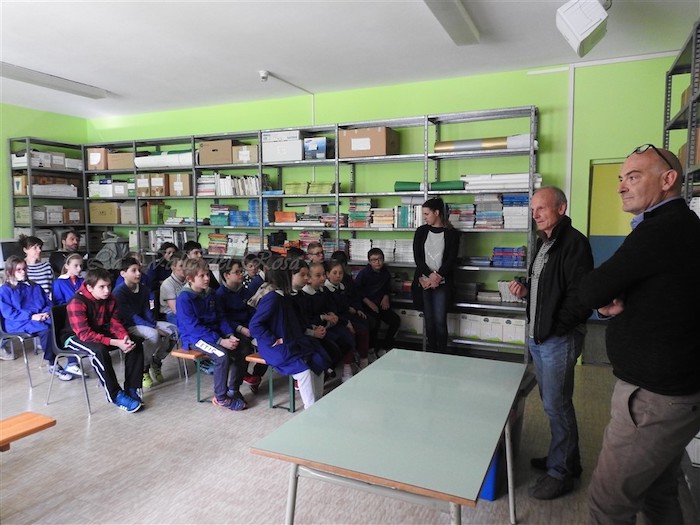 Vanzone-San Carlo: la raccolta differenziata spiegata alle scolaresche - Foto