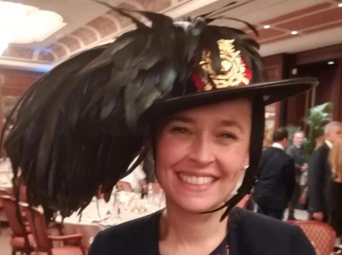 Francesca Zanetta, "bersagliera" d'eccezione. E' la madrina della Fanfara Valdossola