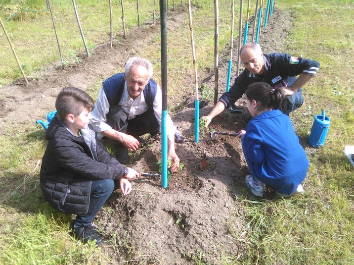L'orto a scuola, prosegue il progetto di Slow Food con gli alunni della Milani 