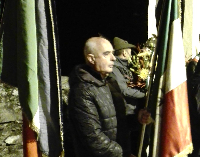 4 Novembre a Montescheno, con passaggio di consegne della bandiera dei Combattenti e Reduci