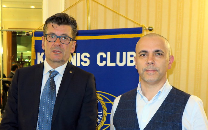 Comunicazione e tecniche di convincimento al centro della conviviale del Kiwanis domese