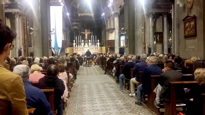 Domo: gran pienone in Collegiata per il concerto dell'orchestra del Teatro Carlo Felice di Genova