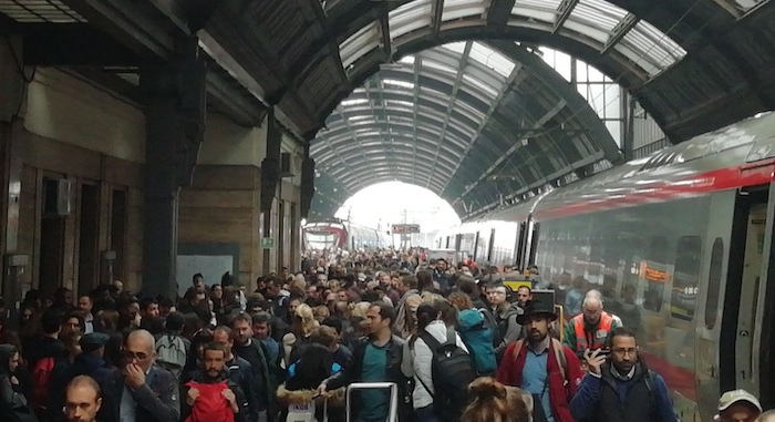 Anomalia su binario: mattinata "infernale" sulla Domodossola-Milano 