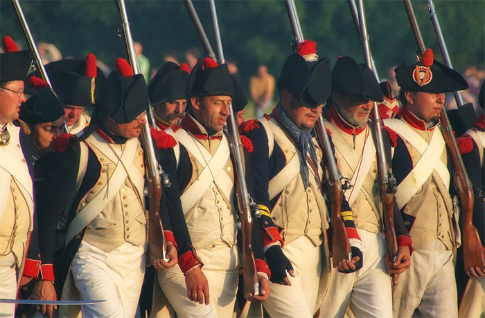 "La Waterloo color fuxia": nuovo editoriale di Max Polli