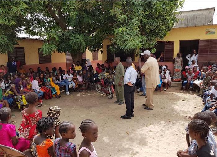 Un sabato con grigliata e danze popolari per aiutare i bambini del Senegal