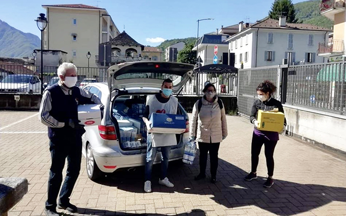 Domodossola: donati generi alimentari per 25 famiglie in difficoltà grazie a Salvatore Ranieri