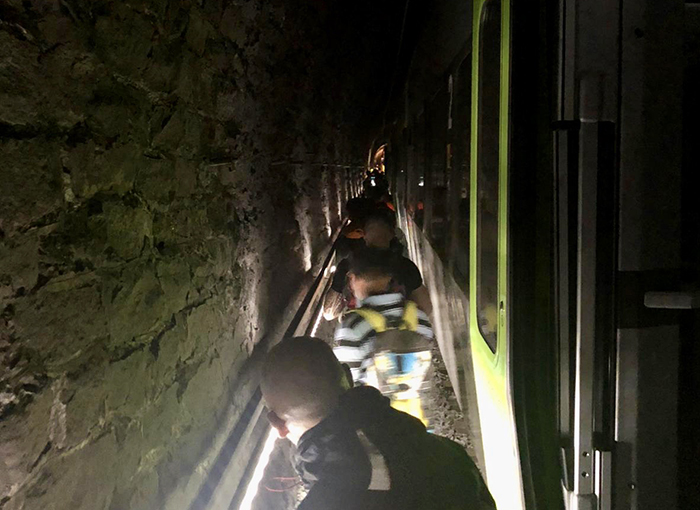 Causato dal distacco di un pezzo di un treno merci l'incidente nel Sempione. Sbb spiega cosa è successo minuto per minuto