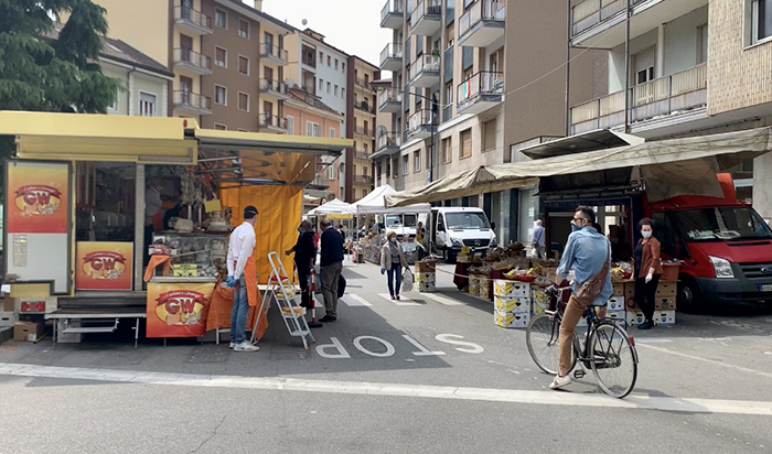 Mercato alimentare del sabato a Domodossola, sarà dalle 8 alle 14,30. Bancarelle a 5 metri. Tutte le norme