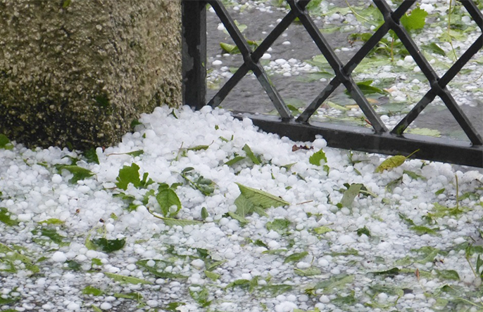  Grandinata in valle Anzasca ed un violento acquazzone in Vigezzo. Provoca danni il primo temporale d'estate