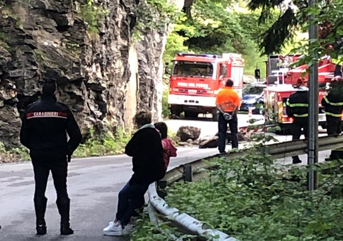 Franano sassi sulla strada tra Varzo e San Domenico, nessun ferito