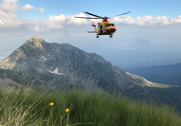 Escursionista di 23 anni cade da una roccia al Devero. Elitrasportato al Dea