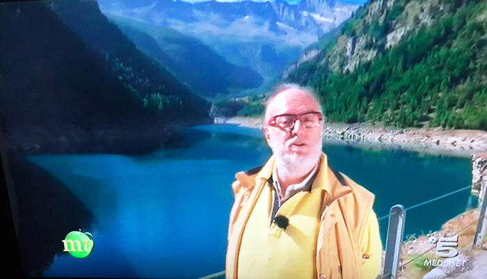  Edoardo Raspelli in vacanza in Ossola ci parla dell'enogastronomia locale, ma anche di lupi ed orsi