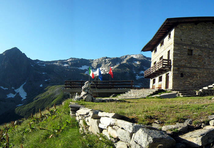 Il Rifugio Andolla cerca un nuovo gestore, aperto il bando del Cai