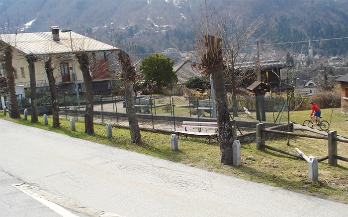 Anzino : rinnovato il Parco delle Rimembranze. Foto