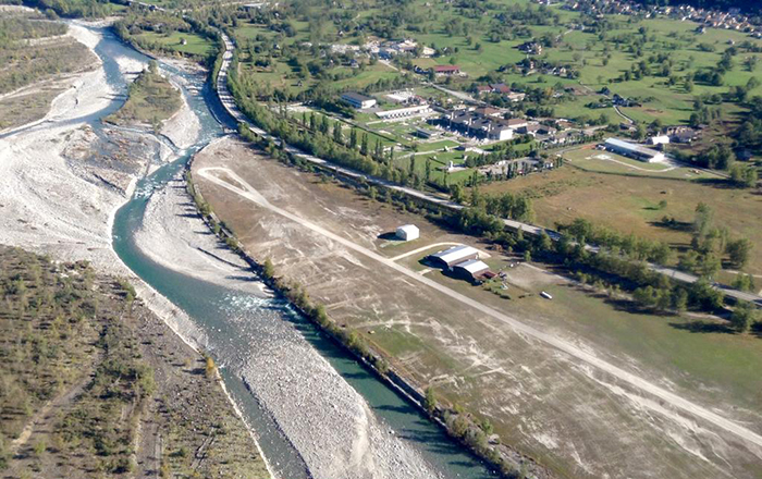 Aviosuperfice e superstrada del Sempione a rischio a Masera: il Toce è pieno di materiale. Un problema di Protezione Civile nazionale